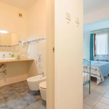 Il Piccolo Giardino & Breakfast Вилласимиус