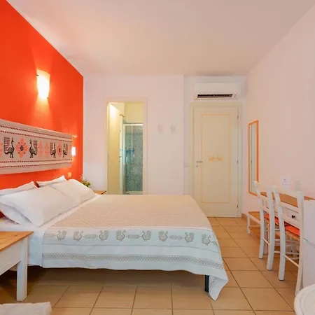 Il Piccolo Giardino & Breakfast Вилласимиус