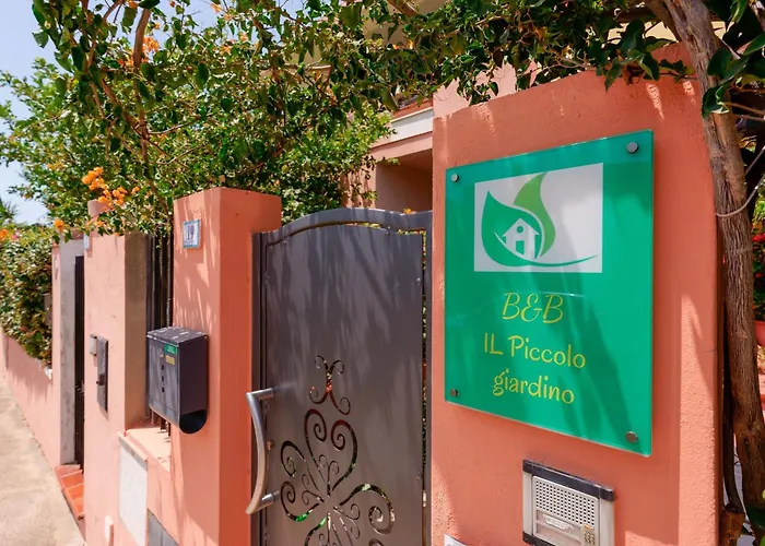 Il Piccolo Giardino & Breakfast فيلاّسيمِيوس